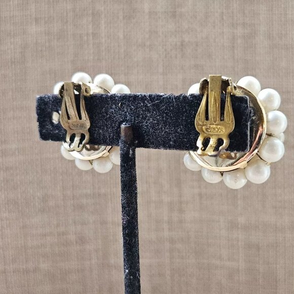Made in Japan Earrings White Beads Vintage Earrings Round Clip On Stud Earrings - Picture 12 of 12